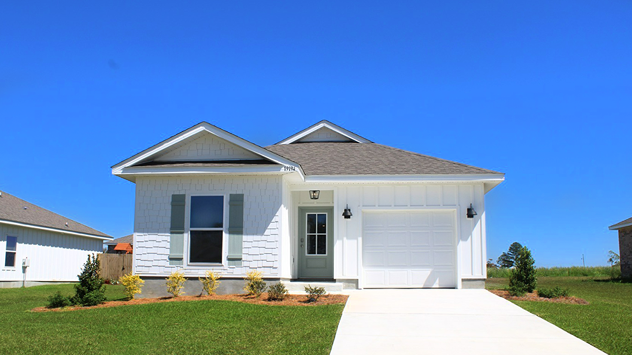 Home at Dogwood Estates in Summerdale, AL