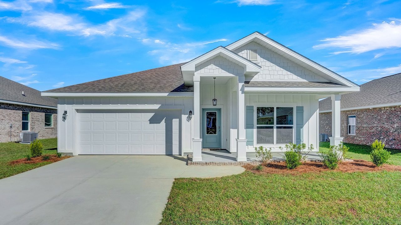 Home at Robertsdale Listing in Robertsdale, AL