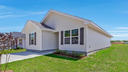 Home at Rivers Cove in Milton, FL